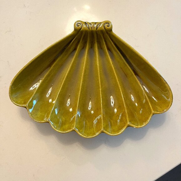 Vintage clam shell dish - Picture 1 of 4